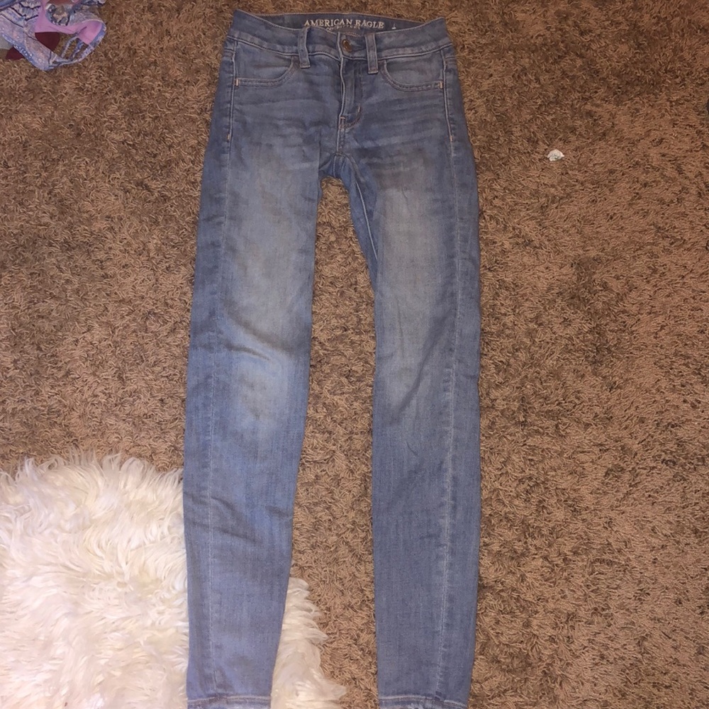 Women’s American Eagle Jeans
